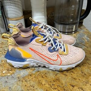 Nike React Vision size 10